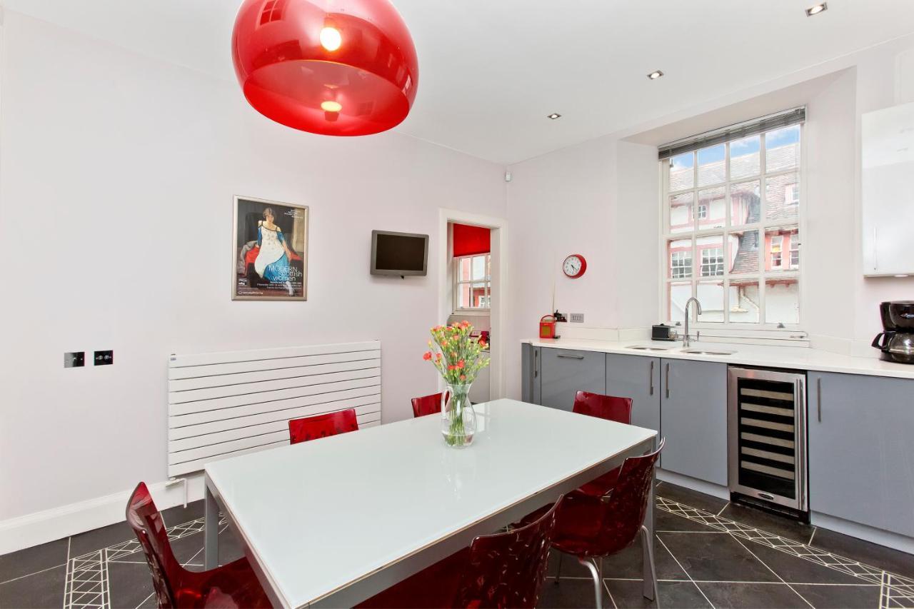 Luxury 3-Bedroom Apartment With Stunning Views At Ramsay Garden Edinburgh Eksteriør bilde