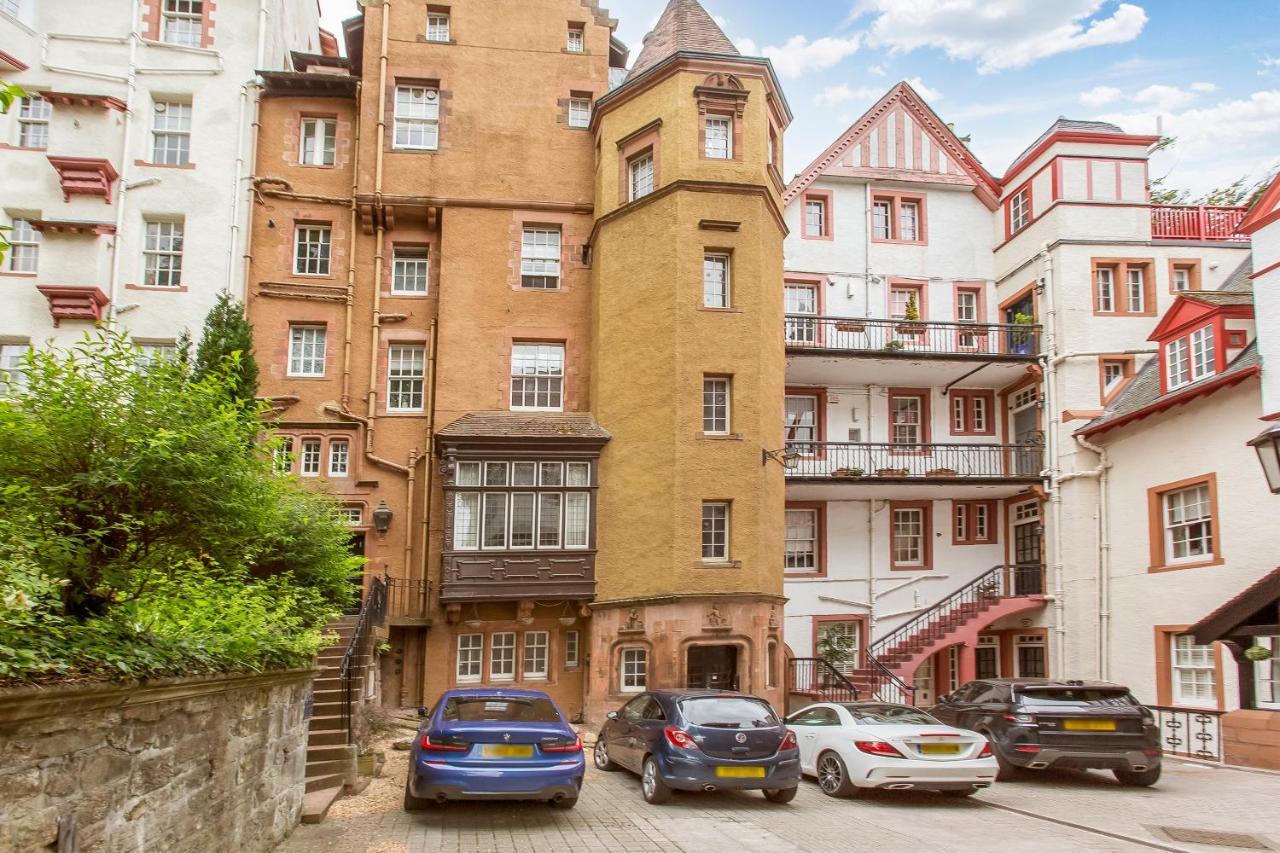 Luxury 3-Bedroom Apartment With Stunning Views At Ramsay Garden Edinburgh Eksteriør bilde